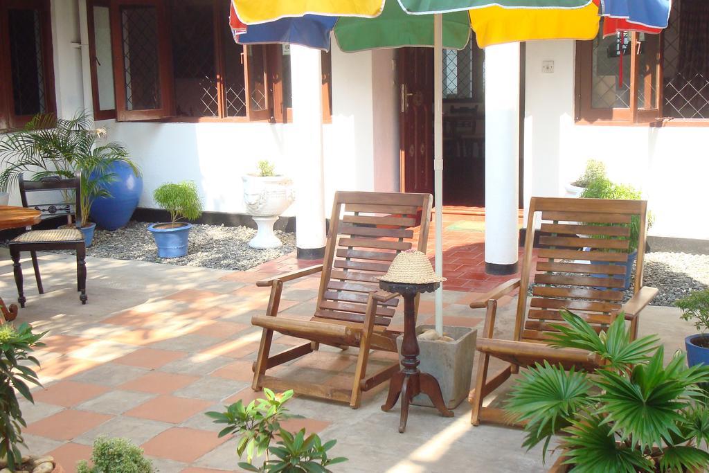 Blue Seas Guest House Dehiwala-Mount Lavinia Εξωτερικό φωτογραφία