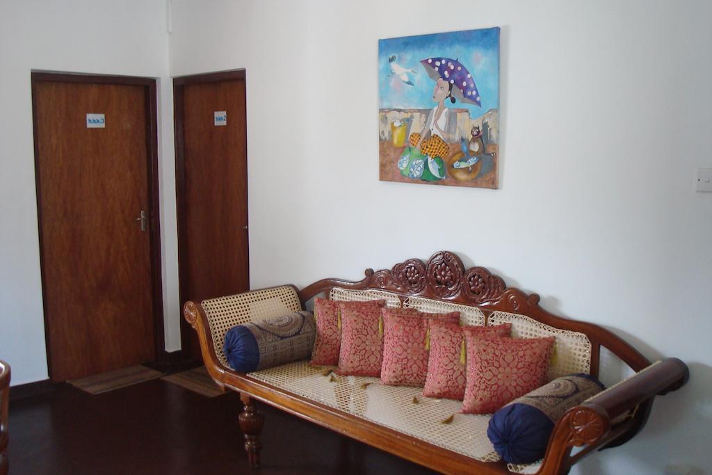 Blue Seas Guest House Dehiwala-Mount Lavinia Εξωτερικό φωτογραφία