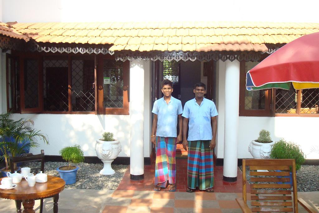 Blue Seas Guest House Dehiwala-Mount Lavinia Εξωτερικό φωτογραφία