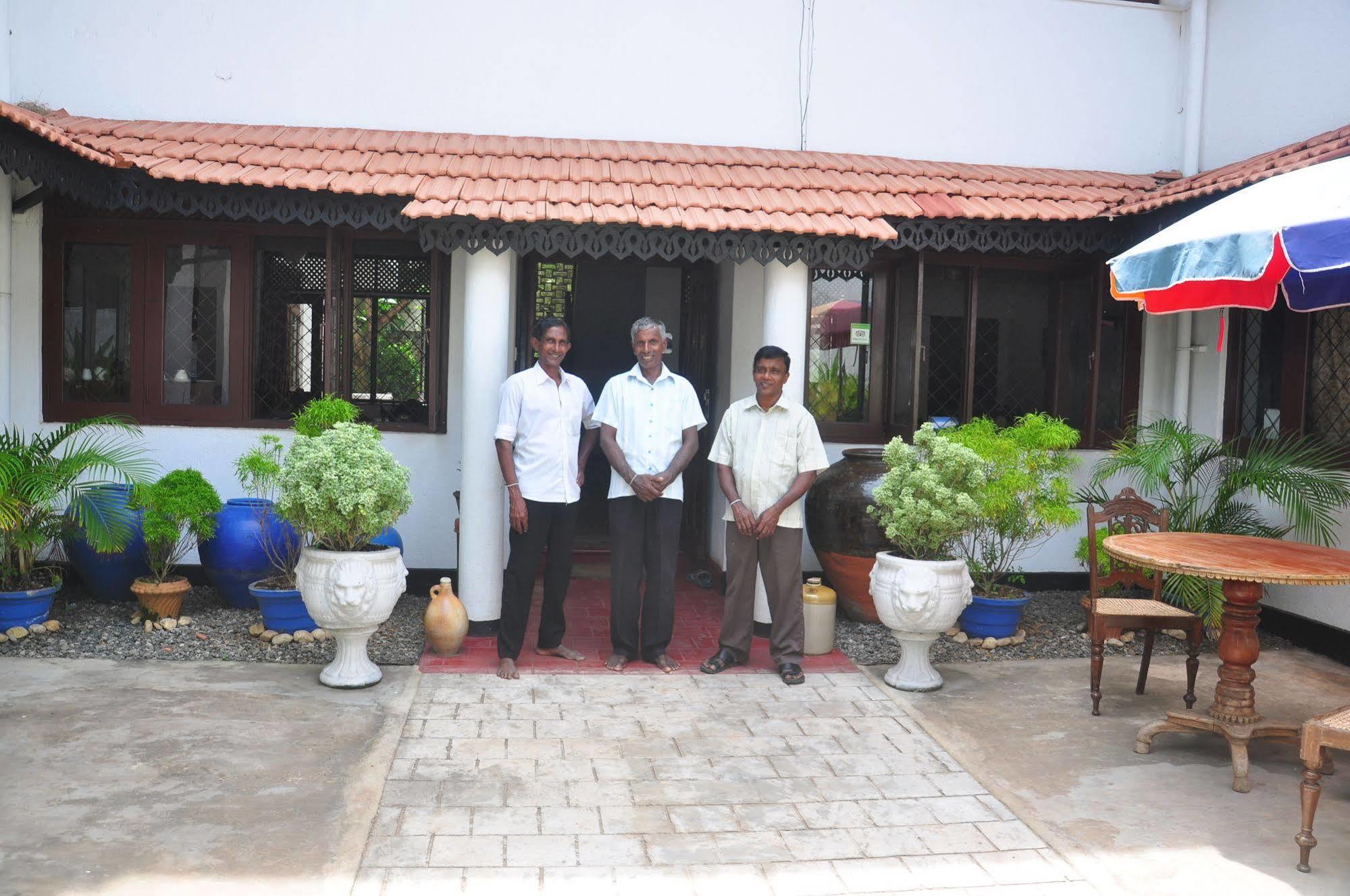 Blue Seas Guest House Dehiwala-Mount Lavinia Εξωτερικό φωτογραφία