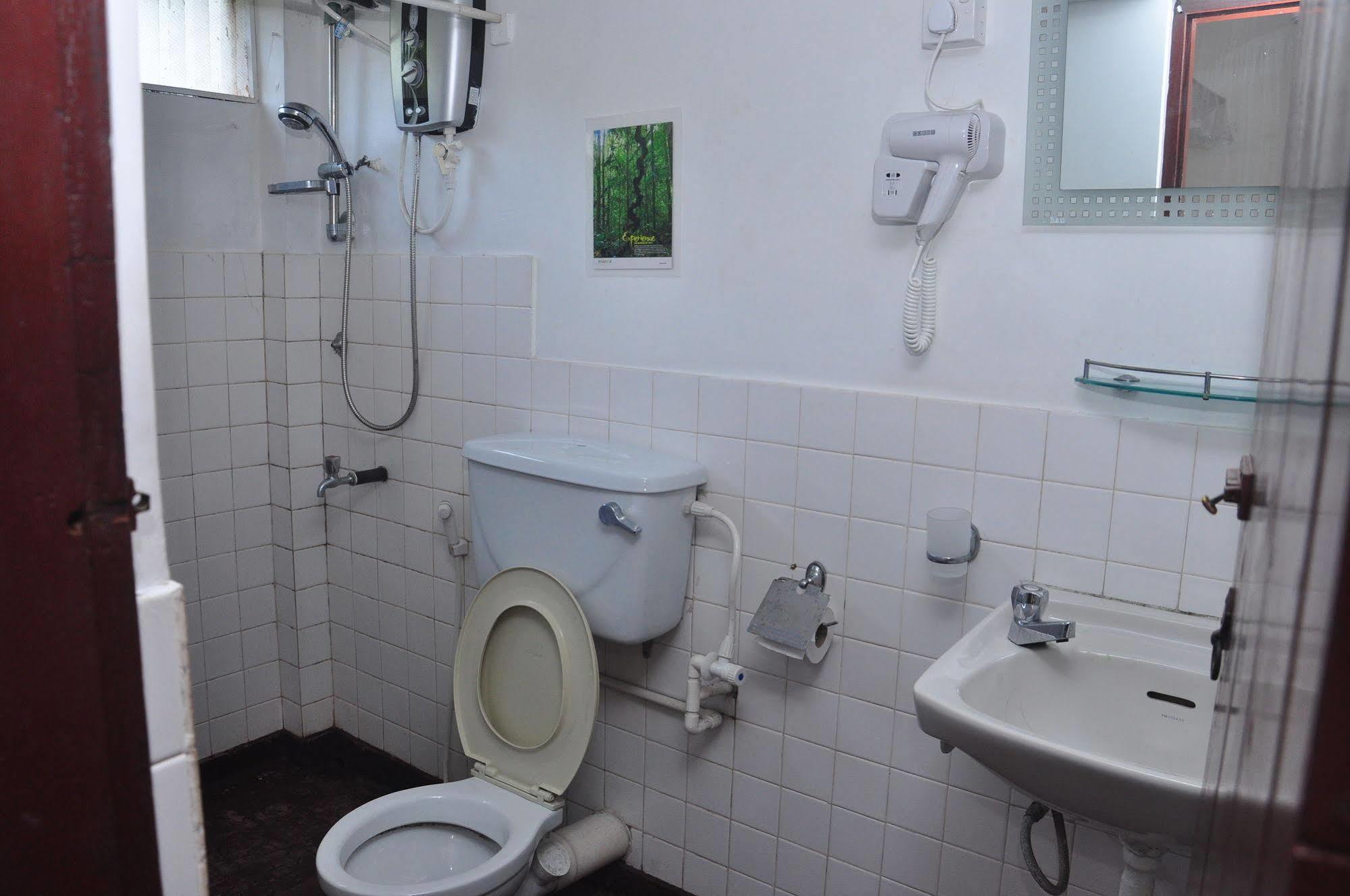 Blue Seas Guest House Dehiwala-Mount Lavinia Εξωτερικό φωτογραφία