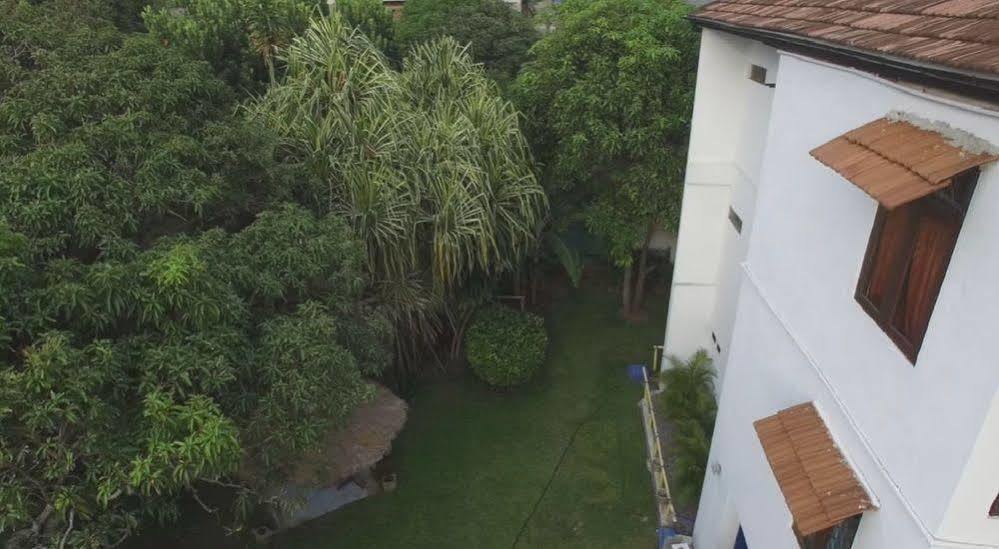 Blue Seas Guest House Dehiwala-Mount Lavinia Εξωτερικό φωτογραφία